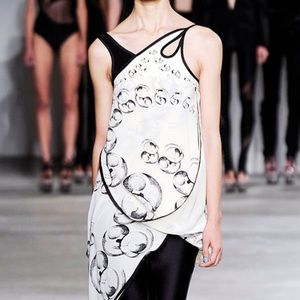 Threeasfour Graphic Print Long Tank Top 2